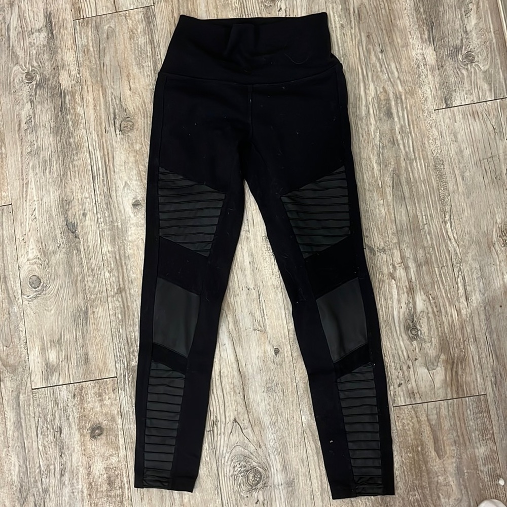 Alo Moto Leggings - Small
